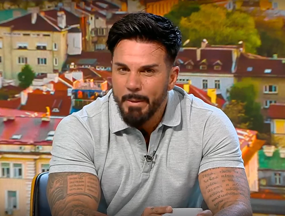 Благой Георгиев за евакуацията от Дубай: Чухме силен взрив и видяхме пламъци край един от хотелите