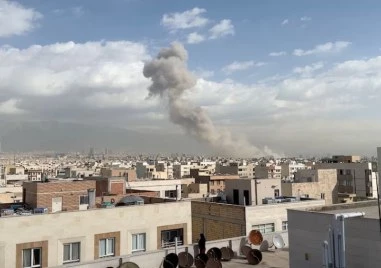 Израел съобщи, че е ударил центрове на иранските сили за сигурност