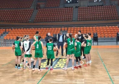 Женският национален отбор по баскетбол тренира в Пловдив преди битките от европейските квалификации