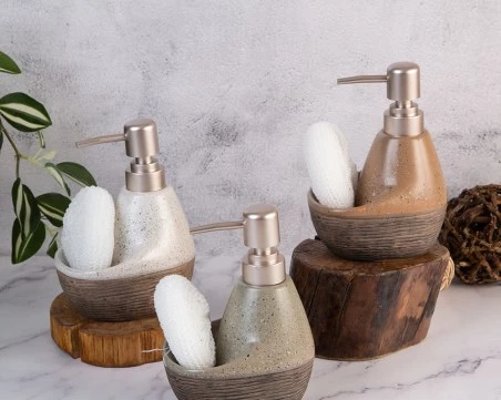 Течен или твърд сапун? Кое е по-добро за кожата?