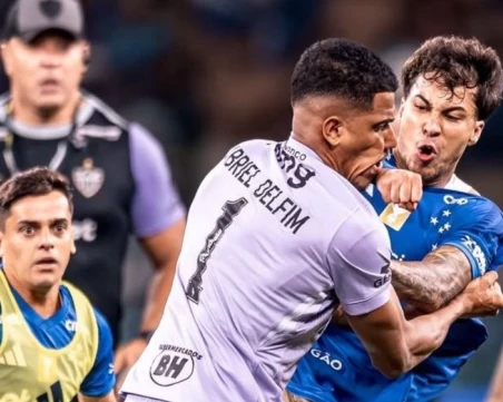 Тотална касапница и рекорд - 23 червени картона в Бразилия