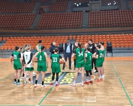 Женският национален отбор по баскетбол тренира в Пловдив преди битките от европейските квалификации