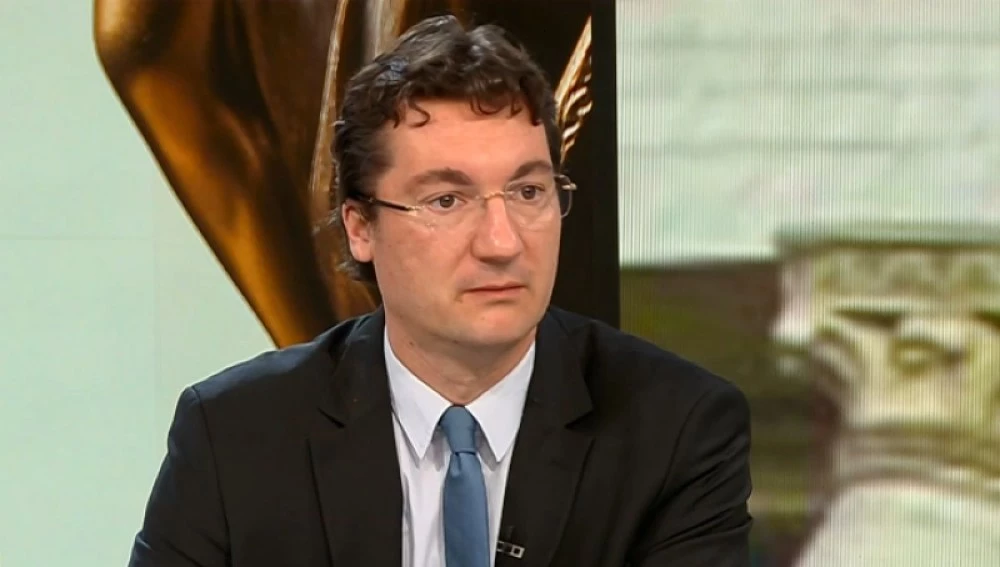 Крум Зарков: Сарафов трябва да излезе и да каже кой е политическият властелин