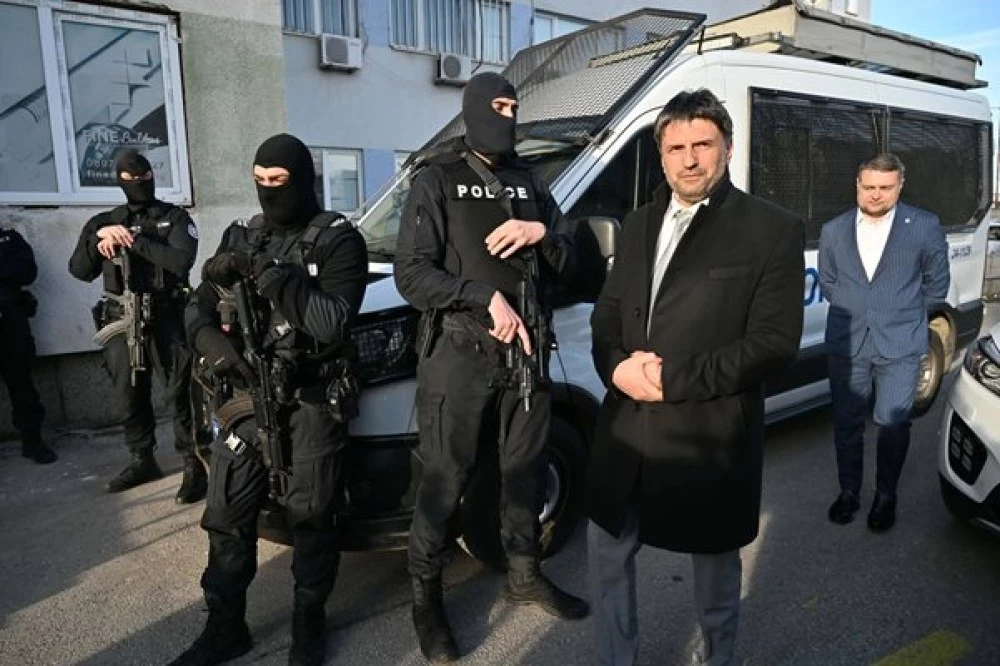 Собственикът на разбитата фабрика за анаболи хващан и преди 4 години да прави стероиди