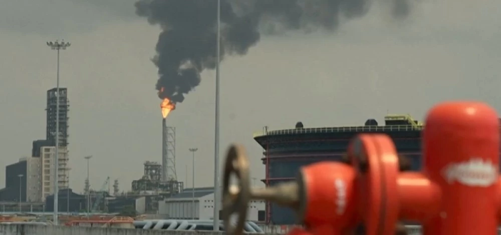 За пръв път от три години: Цената на суровия петрол премина границата от 100 долара за барел