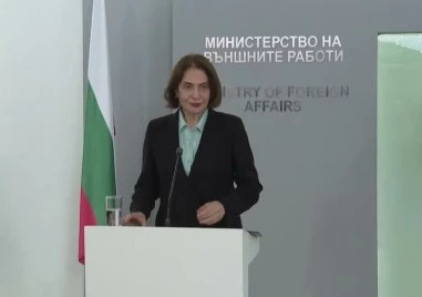 На заключителен брифинг: Евакуират българи със специален полет от Рияд за София