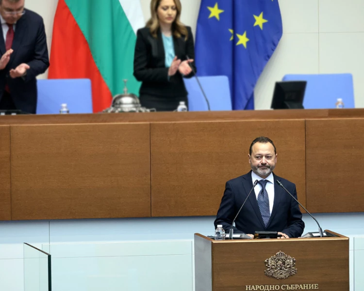 Николай Найденов се закле като регионален министър