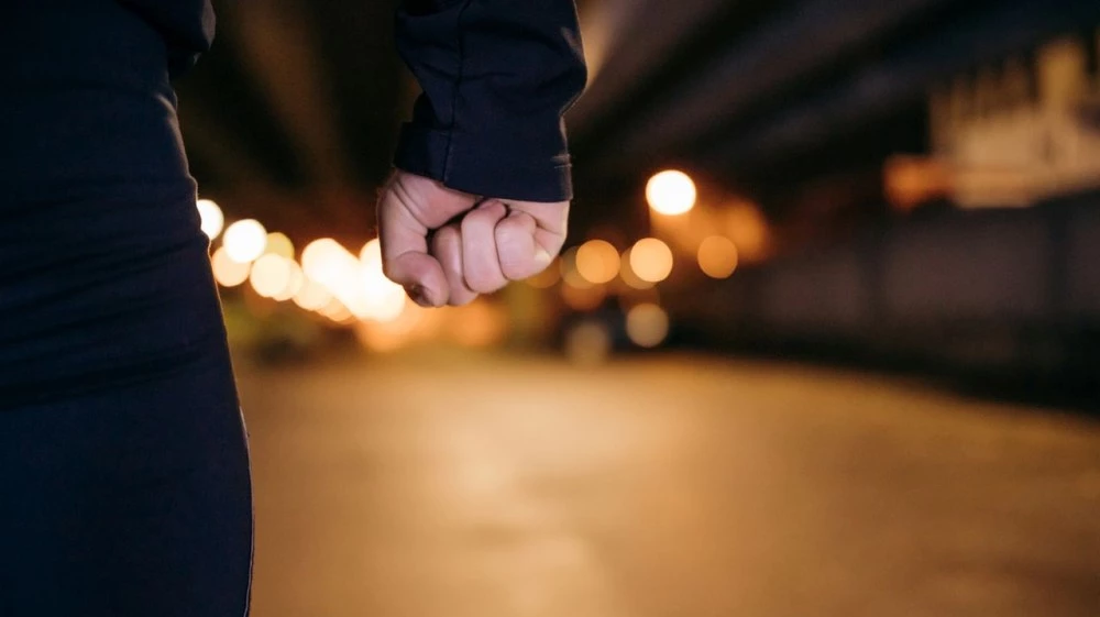 Криминално проявен преби 15-годишно момче заради скандал между деца в Перник