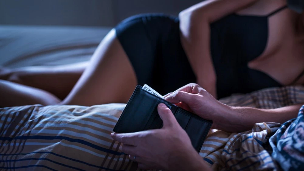 Разбиха в Банско престъпна група за насилие и изнудване на жени с цел проституция