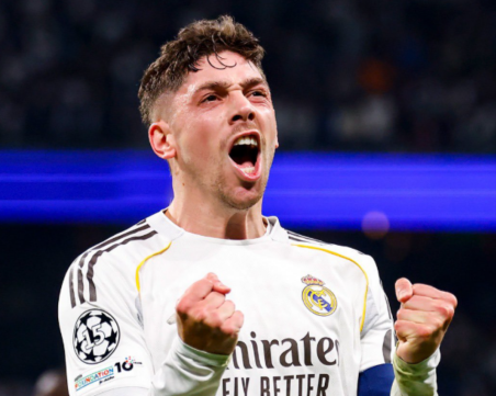 Валверде вкара хеттрик за едно полувреме и подчини Сити на Бернабеу, ПСЖ също с три гола аванс преди реванша