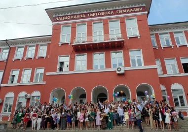 5516 абитуриенти в Пловдивска област се явяват на матури, английският води при втория ДЗИ