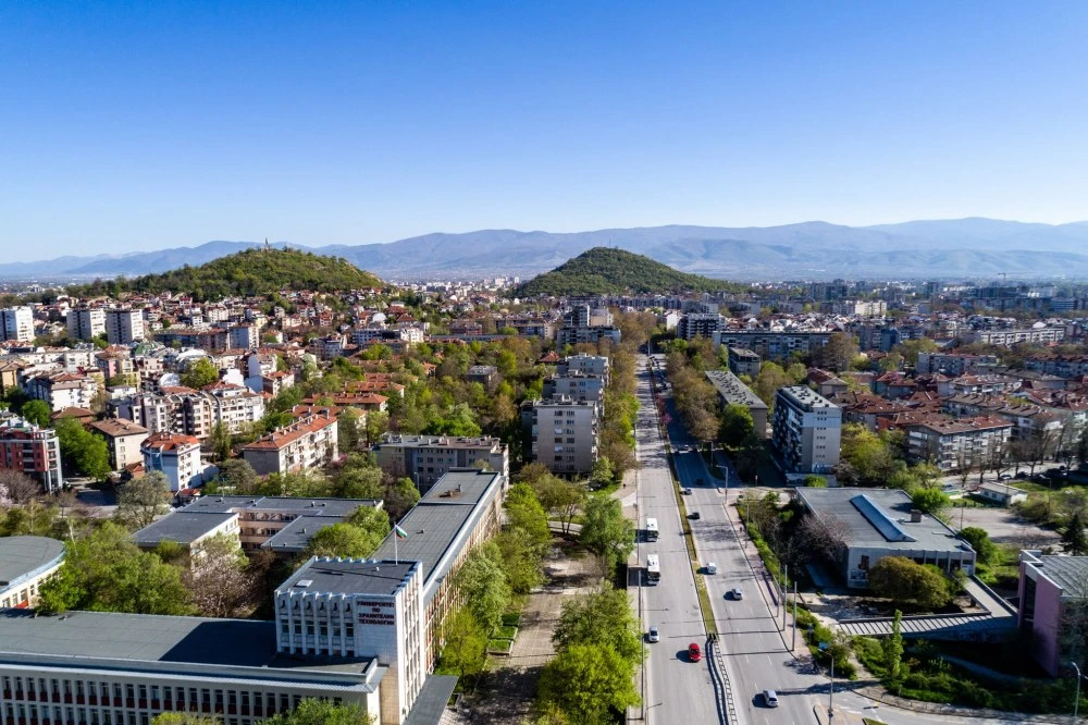 Пролетно настроение: слънце и меки температури в Пловдив