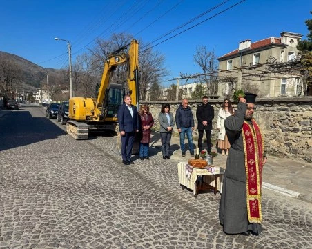 Кричим стартира мащабен ремонт на ул. „Никола Вапцаров
