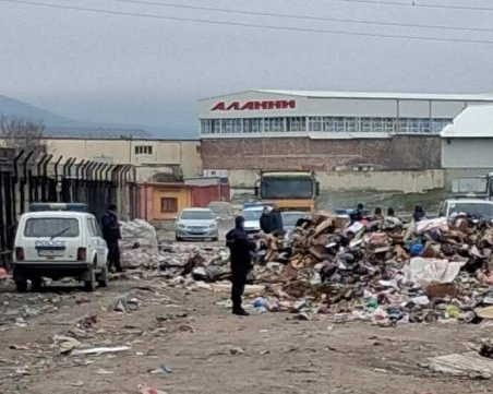 Намериха тяло на бебе на сметище в Сливен