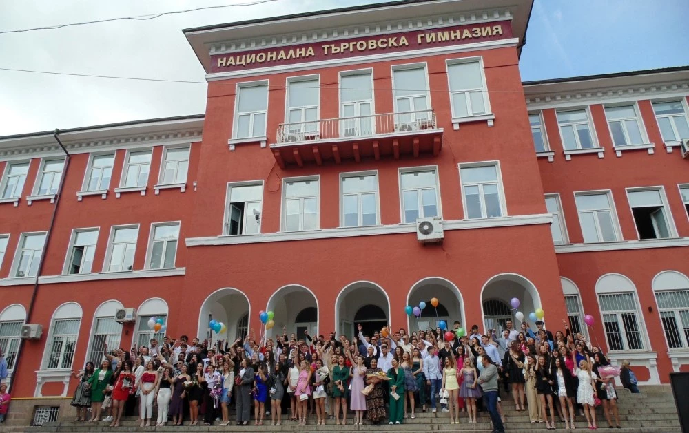 5516 абитуриенти в Пловдивска област се явяват на матури, английският води при втория ДЗИ