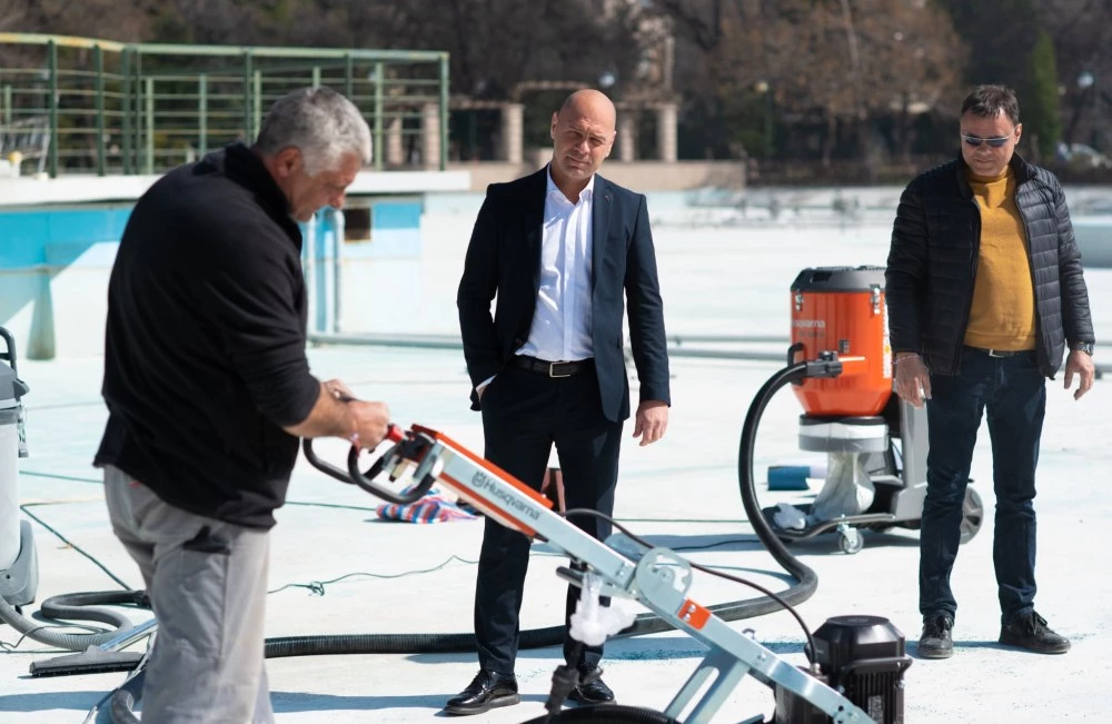 Нови атракции и основен ремонт на eзерото с Пеещите фонтани