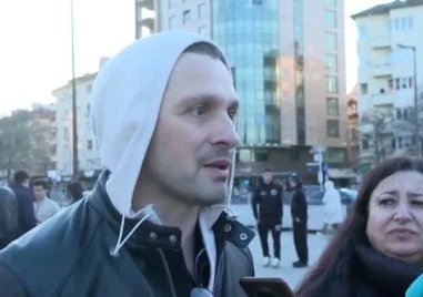 Александър Сано поведе протест срещу високите сметки за ток