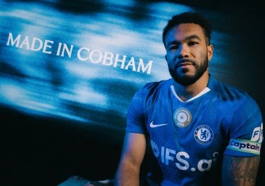 Челси задържа капитана си задълго