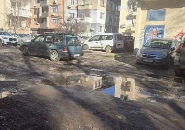 Изграждат модерен паркинг на мястото на кално петно в Кючука за 150 хил. евро