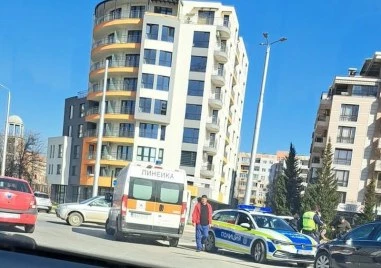 Kола блъсна велосипедист в Тракия, линейка и полиция са намясто