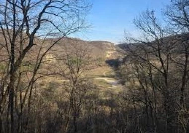 Обвиниха мъж, отвлякъл, упоил и изнасилил дете в хижа край Челопеч