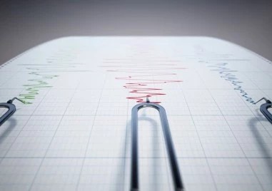 Силно земетресение предизвика паника в Турция