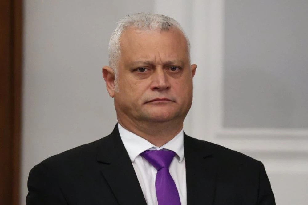 Бившата съпруга на Емил Дечев поиска проверка: Детето ни е било оставено само в апартамент