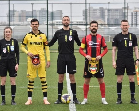 Футболистът на Ботев Никола Илиев се завръща в мъжкия национален отбор