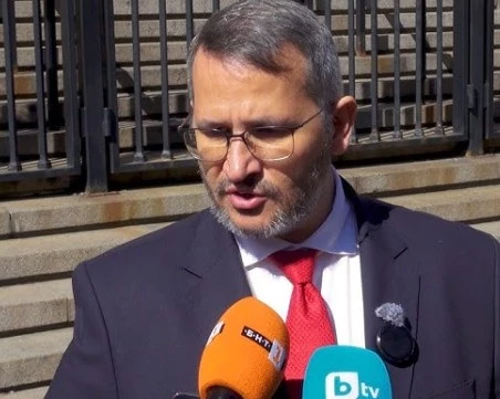 Министър Христанов внесе сигнал за злоупотреби при обществена поръчка за унищожаване на животински отпадъци