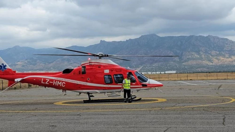 Министър Околийски: Има сериозно изоставане при изграждането на базите за медицински хеликоптери