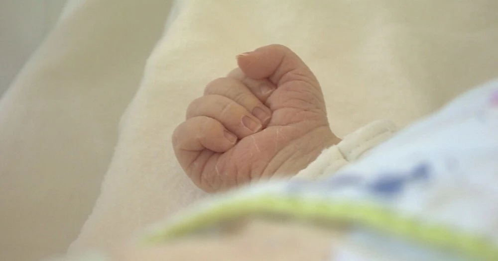 По три изоставени новородени наведнъж в монтанската болница, най-младата родилка - на 11 години