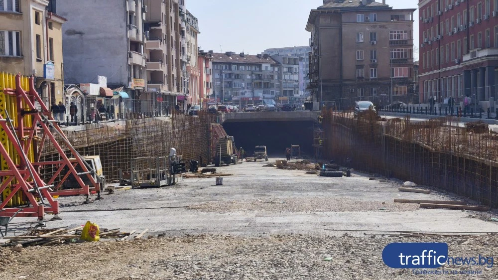 Срокът за пускане на локалните  на „Васил Априлов