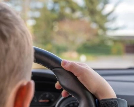 43 малолетни и непълнолетни са пострадали тежко през миналата година