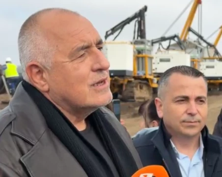 Борисов: В момента се подготвят смени в екипите, които могат да пипат машините за изборите