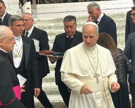 Лъв XIV се нанесе в обновения папски апартамент