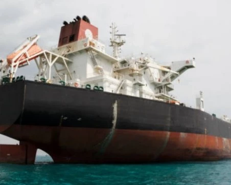 Удариха гръцки танкер край руското пристанище Новоросийск