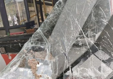 Автобус катастрофира край Ловеч, има пострадали