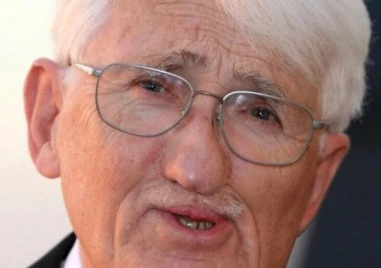 Почина Юрген Хабермас, един от водещите германски философи