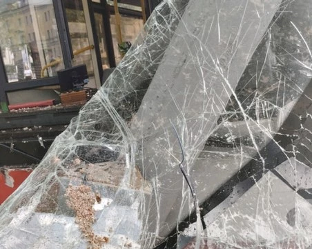 Автобус катастрофира край Ловеч, има пострадали