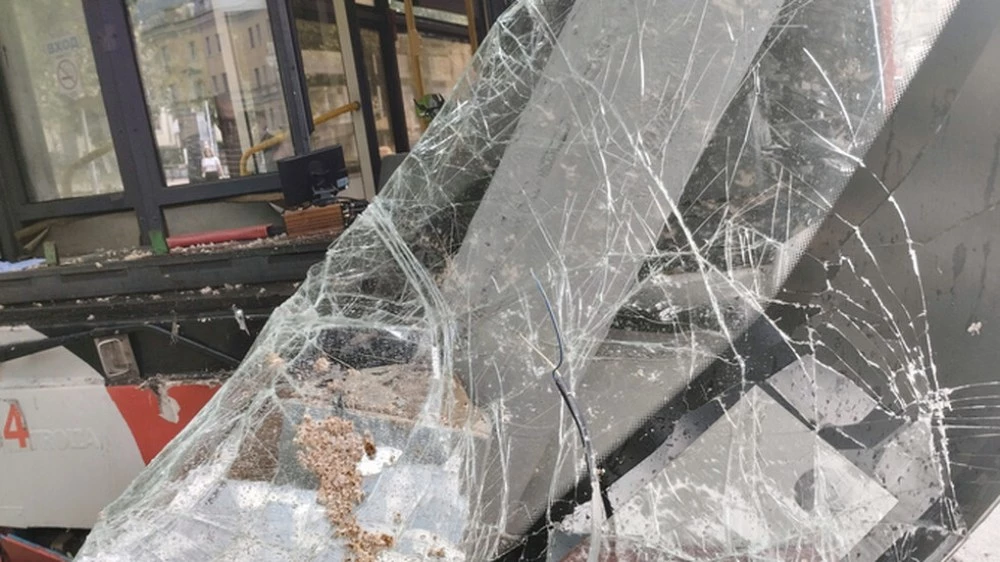 Автобус катастрофира край Ловеч, има пострадали