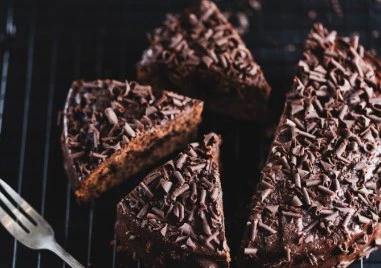 Рецепта за какаова пандишпанена торта