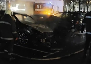 Три коли изгоряха в Казанлък, разследват умишлен палеж