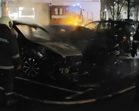 Три коли изгоряха в Казанлък, разследват умишлен палеж