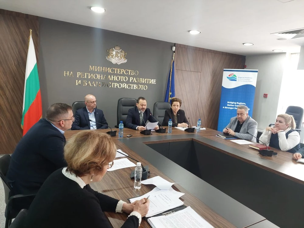 България обновява 56 милиона квадратни метра жилищни сгради до 2030 г.