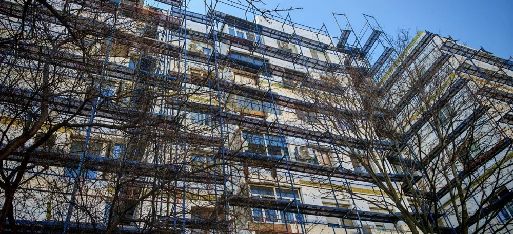 Енергийното обновяване продължава и в блок №199 в „Тракия