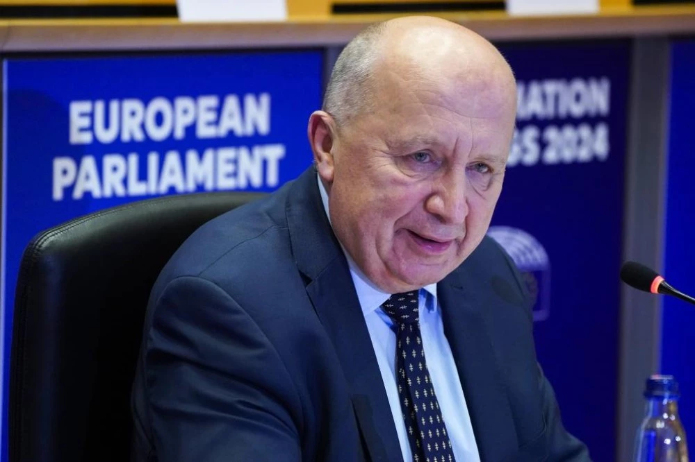 Еврокомисарят по отбраната: ЕС може да пострада от ирански ракетни удари и руско нападение