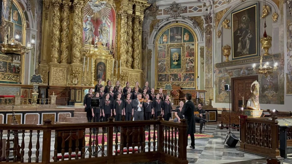 Народният  хор на АМТИИ и Васко Василев с общ музикален проект в Япония