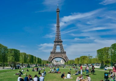 Отварят нова атракция на Айфеловата кула