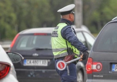 Полицията залови 18 пияни и 7 дрогирани зад волана за ден