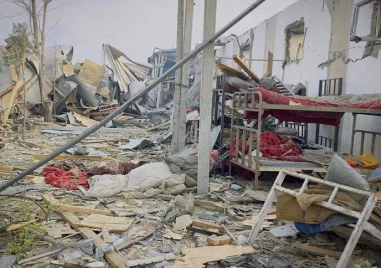 Поне 400 загинали и 250 ранени при удар на Пакистан срещу болница в Кабул